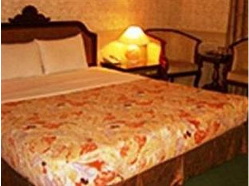 Forbes Hotel Тайчжун Экстерьер фото