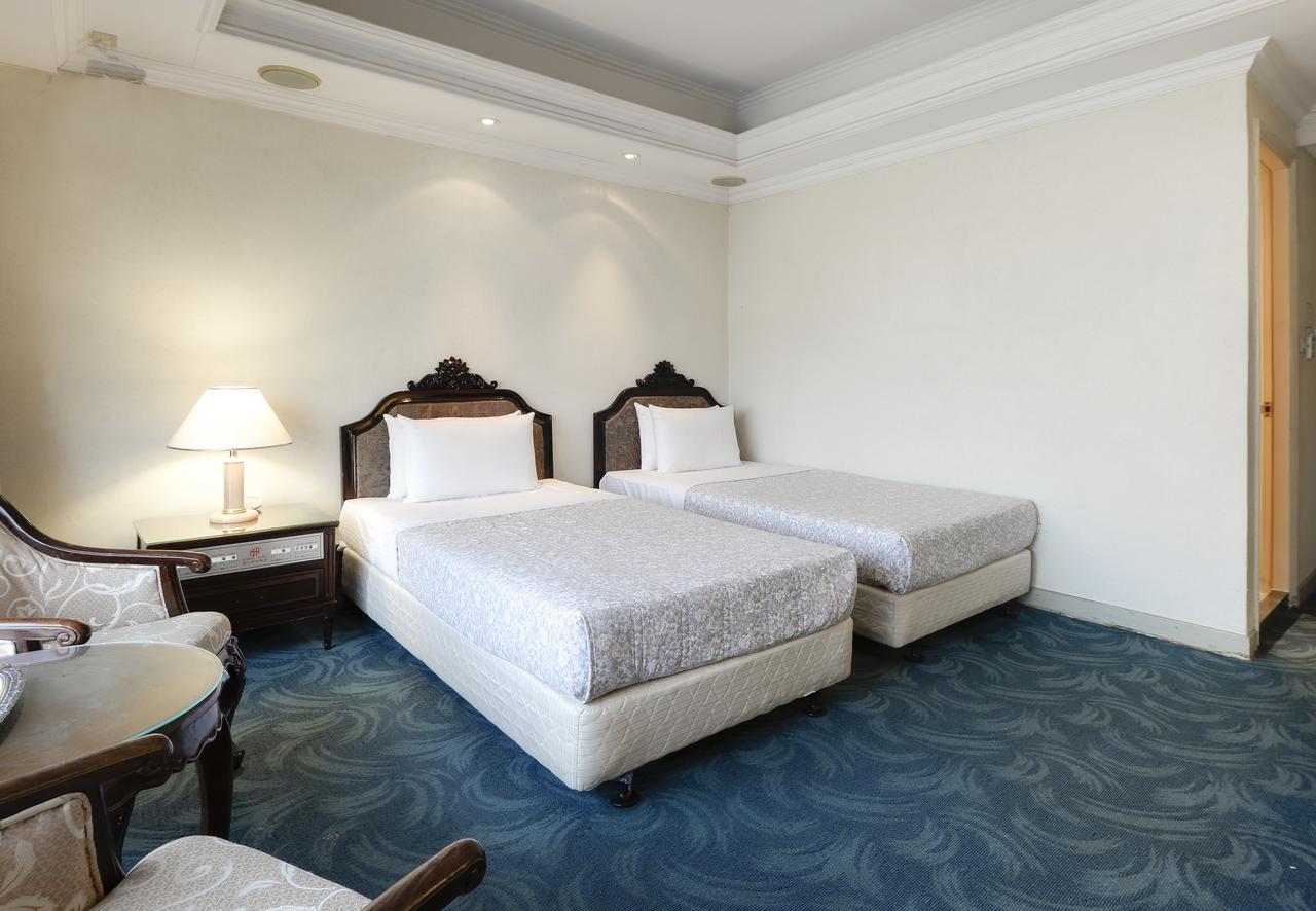 Forbes Hotel Тайчжун Экстерьер фото
