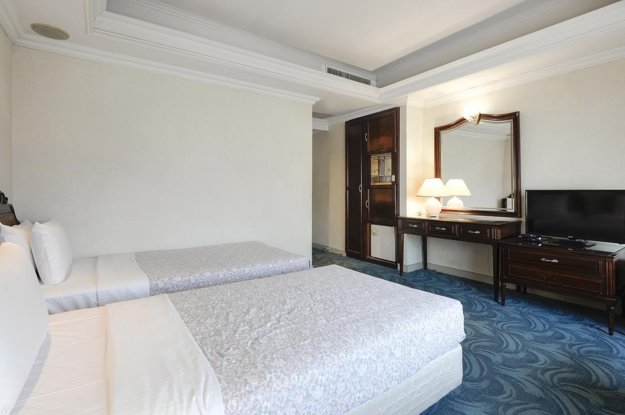 Forbes Hotel Тайчжун Экстерьер фото